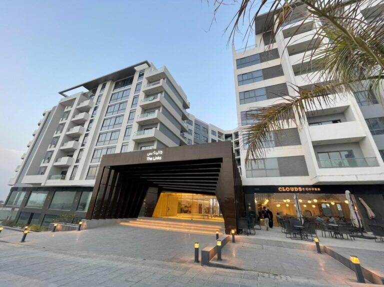 1 BR Beautiful Freehold Penthouse Apartment in Muscat Hills for Sale