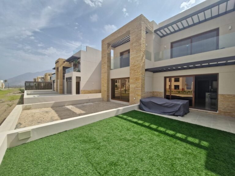 1 BR Furnished Freehold Townhouse with Sea View in Jebel Sifah