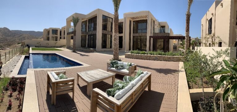 5 + 1 BR Incredible Freehold Villa in Muscat Bay