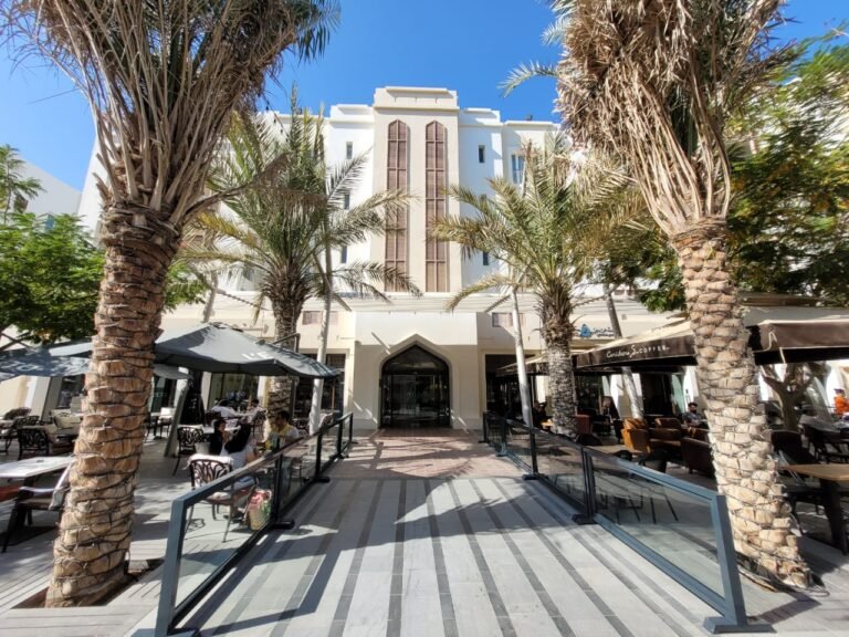 3 BR Stunning Apartment in Al Mouj, Almeria North
