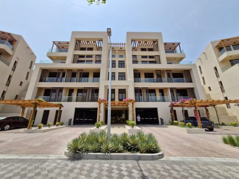 2 BR + Maid’s Room Stunning Apartment – Muscat Bay with Amenities