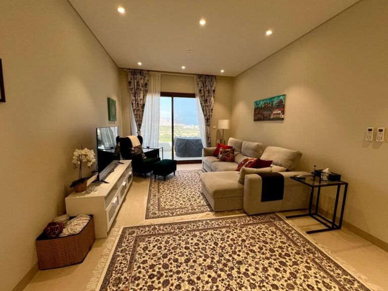 1 BR Fantastic Freehold Apartment in Jebel Sifah