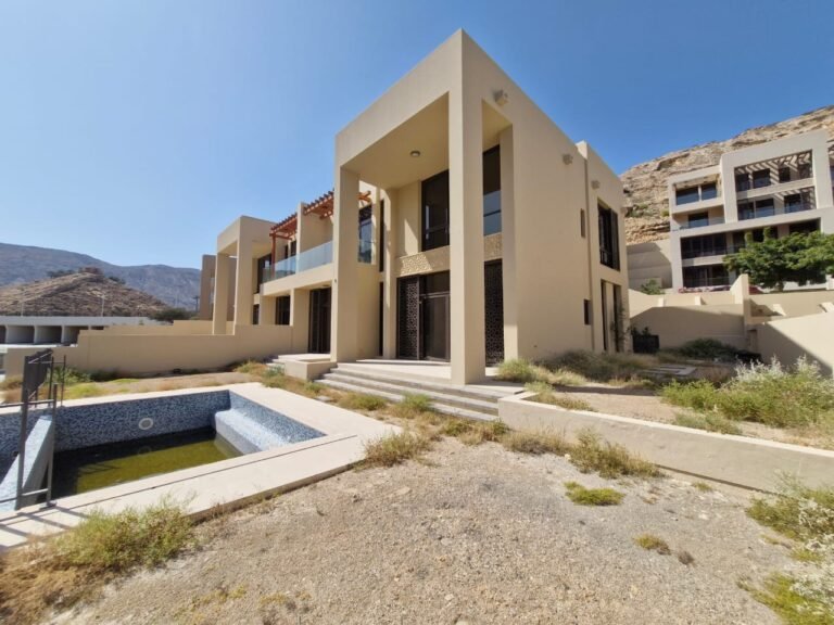 3 BR + Maid’s Room Stunning Villa – Muscat Bay with Swimming Pool