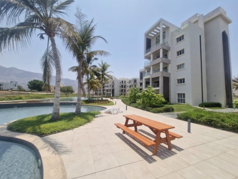 2 BR Wonderful Freehold Apartment – Jebel Sifah
