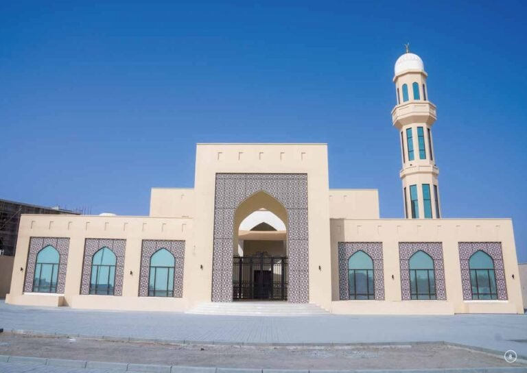 3 BR + Maid’s Room Elegant Freehold Detached Villa – Hai Al Naseem