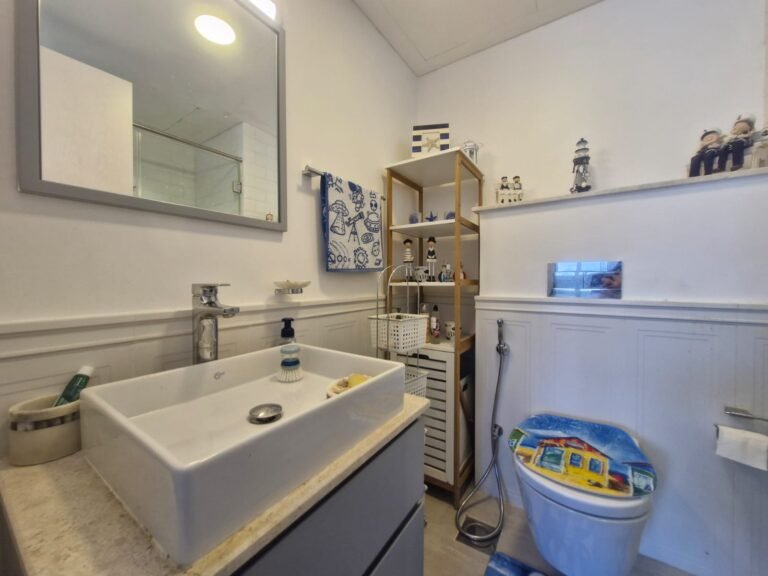 1 BR Amazing Freehold Fully Furnished Apartment in Jebel Sifa
