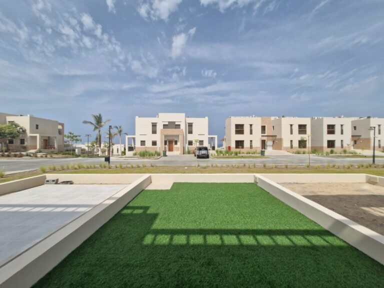 1 BR Furnished Freehold Townhouse with Sea View in Jebel Sifah