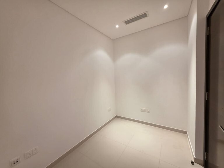 2 + 1 BR Charming Apartment in Al Mouj with Shared Pool/ Garden
