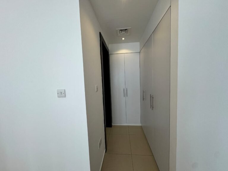 2 BR Corner Spacious Apartment in Al Mouj – Seaview