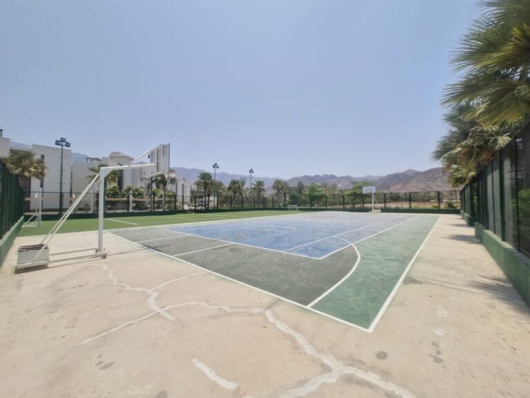 2 BR Wonderful Freehold Apartment – Jebel Sifah