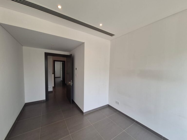 4 BR + Maid’s Room Elegant Townhouse with Maid’s Room in Al Mouj