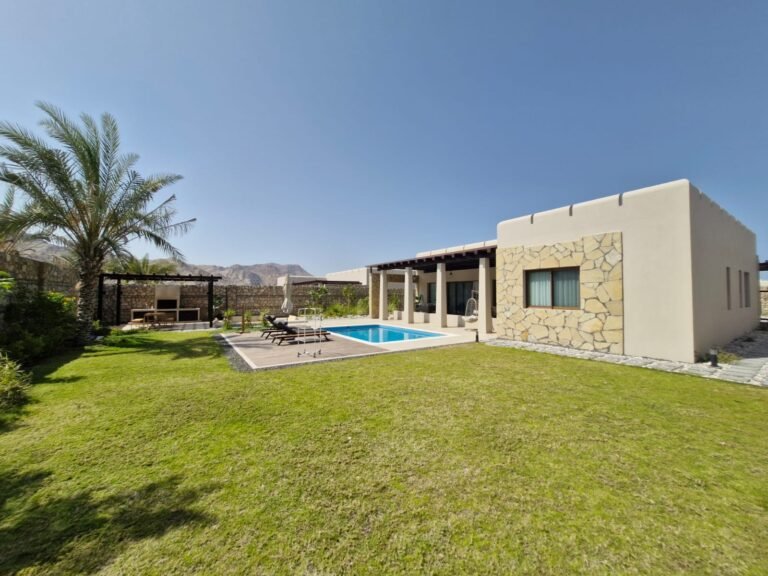2 BR + Maid’s Room Charming Farmhouse with Private Pool in Jebel Sifah