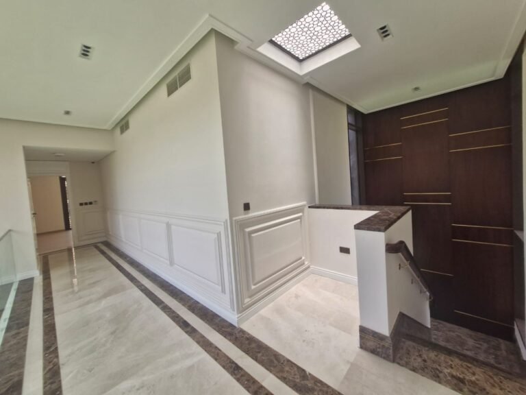 3 BR + Maids Room Improved Villa with Private Pool/Garden – Muscat Bay