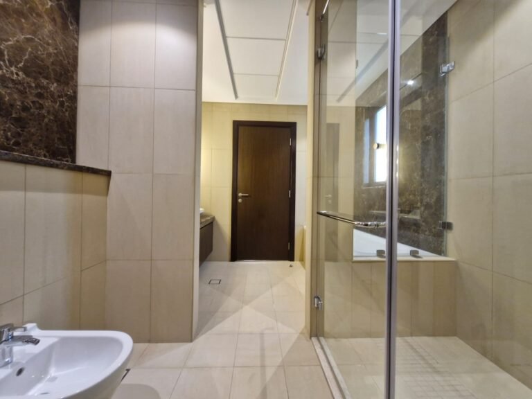 4 BR + Maid’s Room Villa with Private Pool & Garden in Muscat Bay