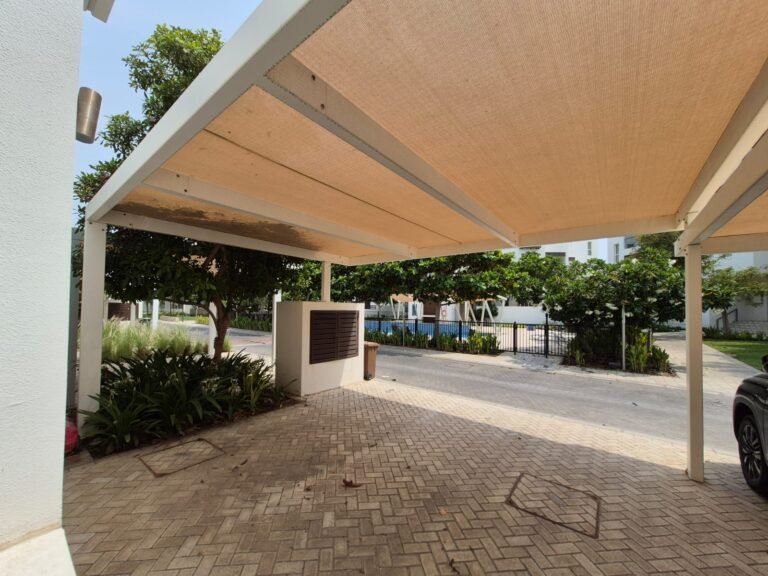 4 BR + Maid’s Room Elegant Townhouse with Maid’s Room in Al Mouj