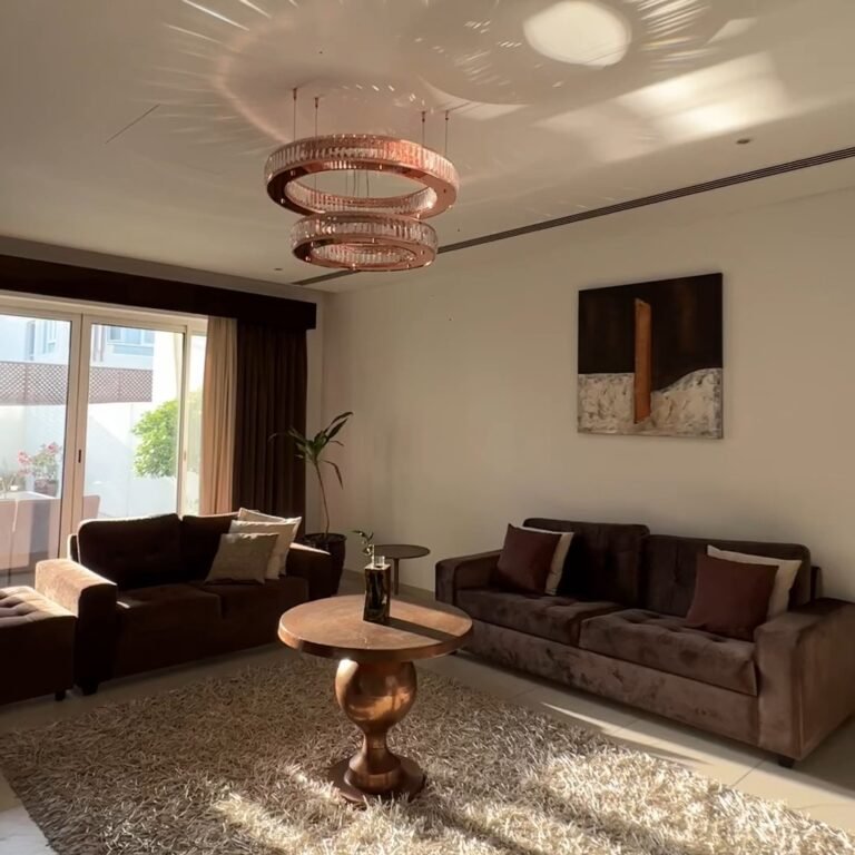 3 + 1 BR Fantastic Freehold Villa for Sale – Al Mouj