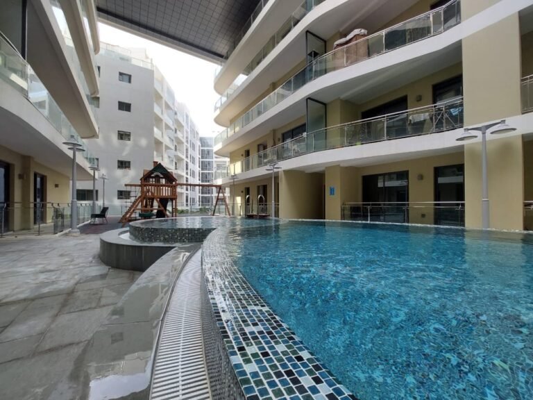2 BR Fully Furnished Freehold Modern Flat in Boulevard Tower for Sale