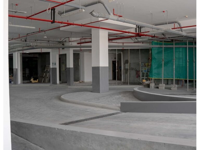 52 SQM Amazing Freehold Smart Offices in Muscat Hills