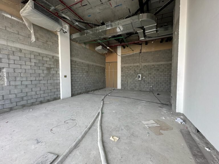 100 SQM Excellent Location Shop in Muscat Hills