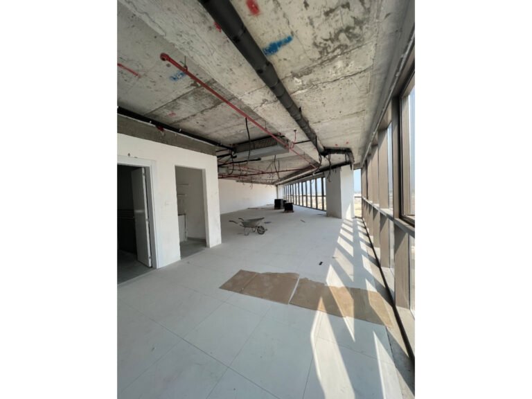 160 SQM Freehold Office Space Located in Muscat Hills
