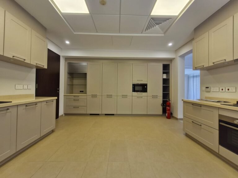 4 BR + Maid’s Room Villa with Private Pool & Garden in Muscat Bay
