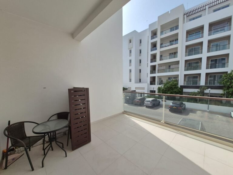 1 BR Furnished Stunning Apartment – Al Mouj
