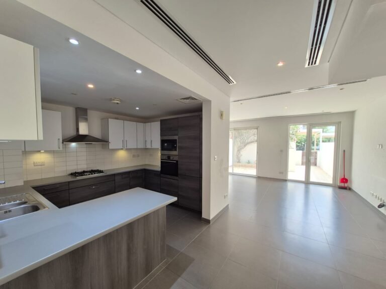 4 BR + Maid’s Room Elegant Townhouse with Maid’s Room in Al Mouj