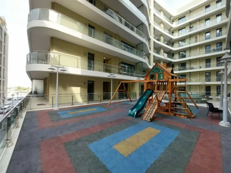 1 BR Beautiful Freehold Penthouse Apartment in Muscat Hills for Sale