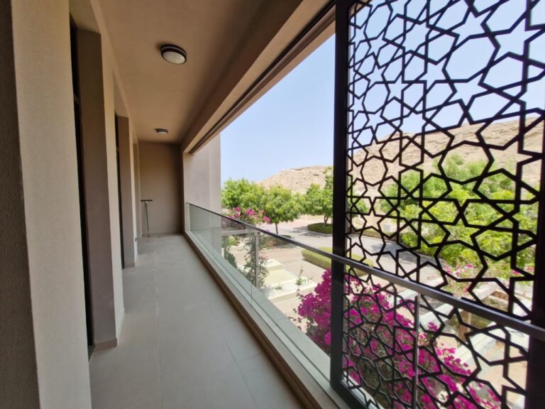 2 BR Freehold Fully Furnished Apartment in Muscat Bay