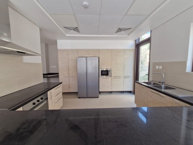 3 BR + Maid’s Room Stunning Villa – Muscat Bay with Swimming Pool