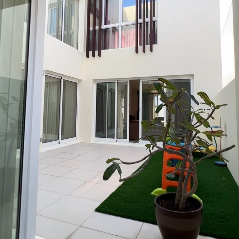 3 + 1 BR Fantastic Freehold Villa for Sale – Al Mouj