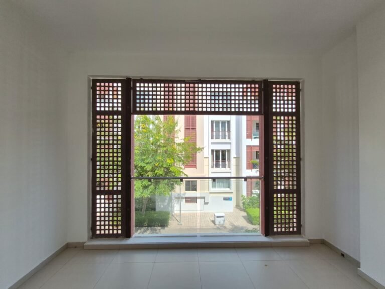 1 BR Stunning Freehold Apartment in Al Mouj with Shared Pool