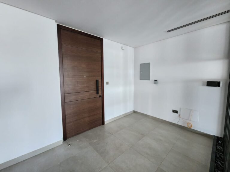 1 BR Cozy Freehold Penthouse Apartment – Muscat Hills