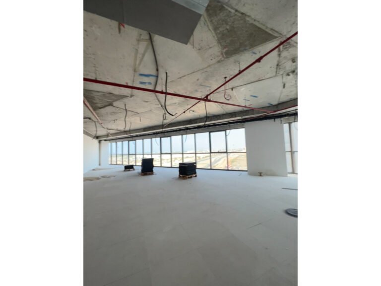 160 SQM Freehold Office Space Located in Muscat Hills