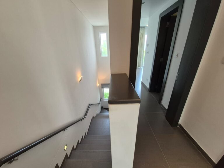 4 BR + Maid’s Room Elegant Townhouse with Maid’s Room in Al Mouj