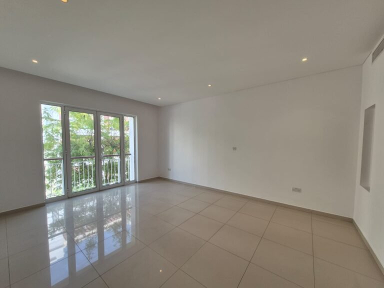1 BR Stunning Freehold Apartment in Al Mouj with Shared Pool