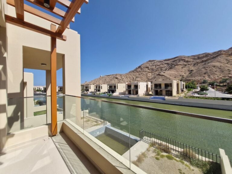 3 BR + Maid’s Room Stunning Villa – Muscat Bay with Swimming Pool