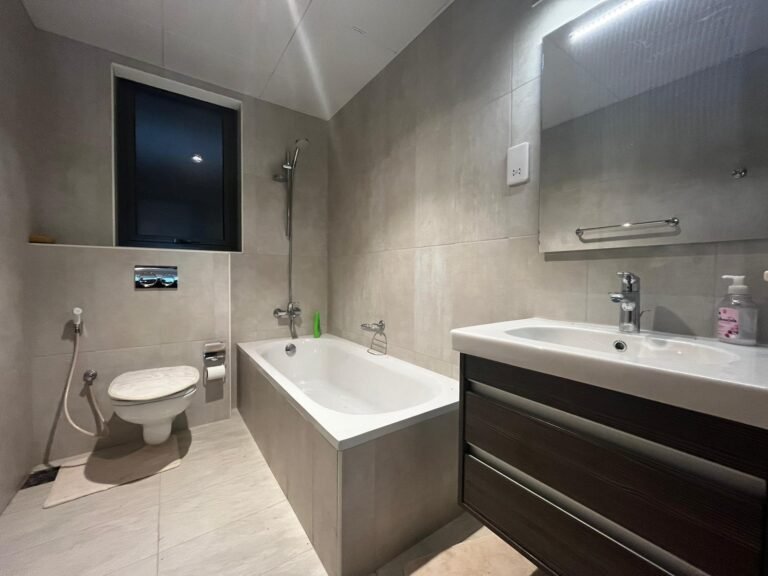 2 BR Fully Furnished Freehold Modern Flat in Boulevard Tower for Sale