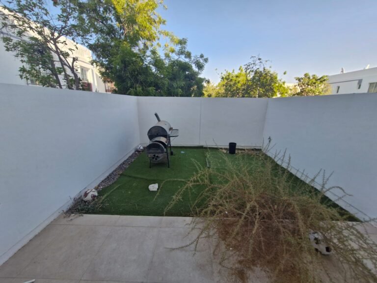 2 BR Fantastic Furnished Townhouse in Al Mouj