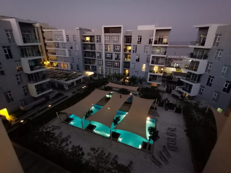 1 BR Modern Stunning Freehold Apartment in Al Mouj with Shared Amenities