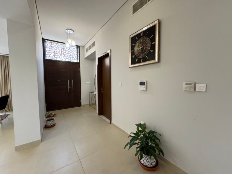 4 BR + Maid’s Room Furnished Luxury Villa with Lake View in Muscat Bay