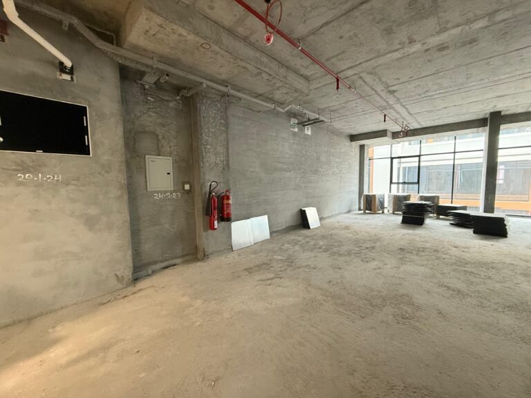 54 SQM Office for Sale in Muscat Hills