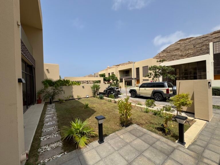 4 BR + Maid’s Room Furnished Luxury Villa with Lake View in Muscat Bay