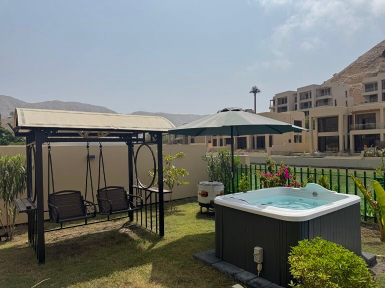4 BR + Maid’s Room Furnished Luxury Villa with Lake View in Muscat Bay
