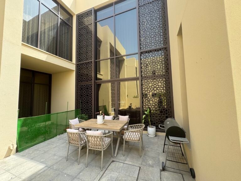 4 BR + Maid’s Room Furnished Luxury Villa with Lake View in Muscat Bay