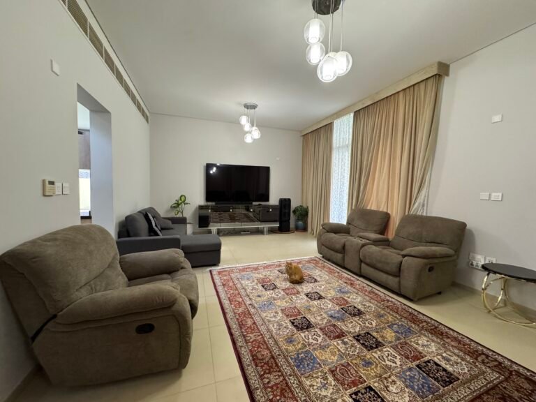 4 BR + Maid’s Room Furnished Luxury Villa with Lake View in Muscat Bay